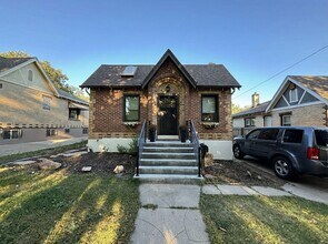 Building Photo - 2836 Vrain St