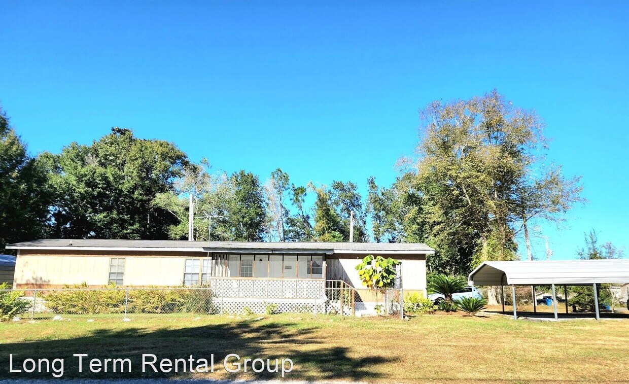 2 br, 2 bath House 9305 Bay Pines Road House for Rent in Elberta