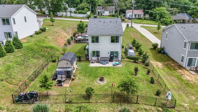 Building Photo - Newer Build House for Rent, Available Sept...