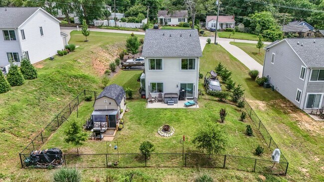 Foto del edificio - Newer Build House for Rent, Available Sept...