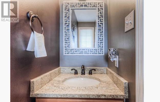 Building Photo - 35 Critcher Ave