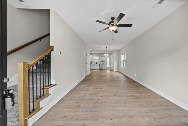 Building Photo - 48 Cave Springs Rd