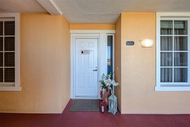 Foto del edificio - 167 Tampa Ave E