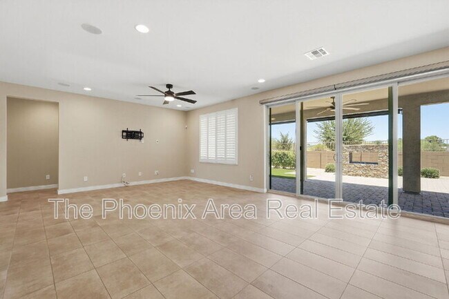 Foto del edificio - 39725 N Hailey Ln