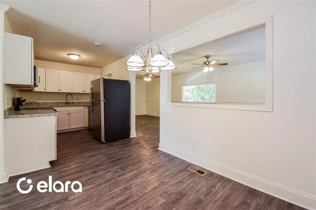 Foto del edificio - 6804 Westfield Dr