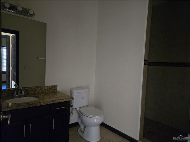 Foto del edificio - 3606 W Sarah Evans St