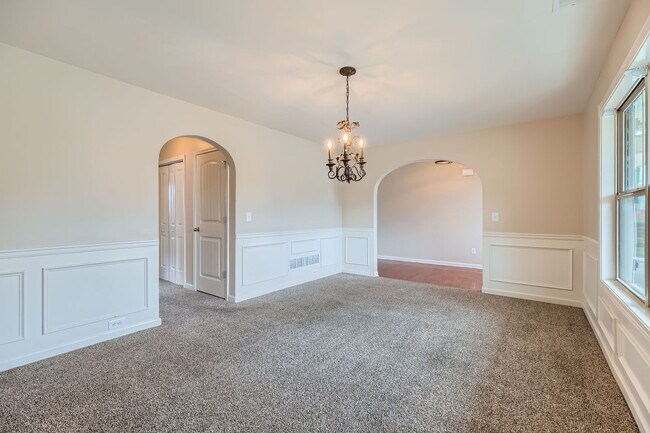 Building Photo - 1071 Mcduffie Cir