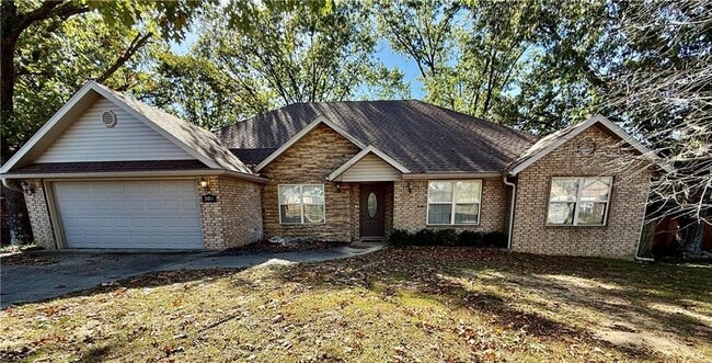 Foto del edificio - 305 Meadows Ct