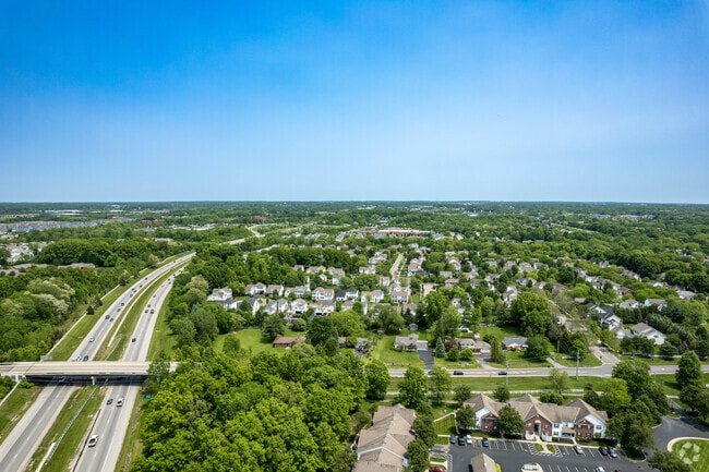 New Albany is a lush and thriving community that has a small town feel with big city vibes.