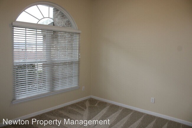 Building Photo - 4 br, 2 bath House - 127 Autumn Haven Lane