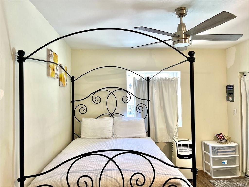 Foto principal - 17401 Raymer St