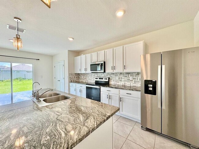 Building Photo - 5495 Hollingworth Trl
