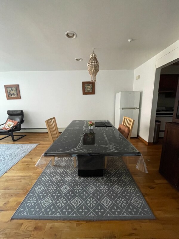 Foto del edificio - 93-18 170th St