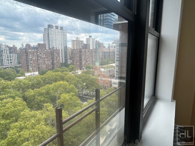 Building Photo - AMSTERDAM AVENUE