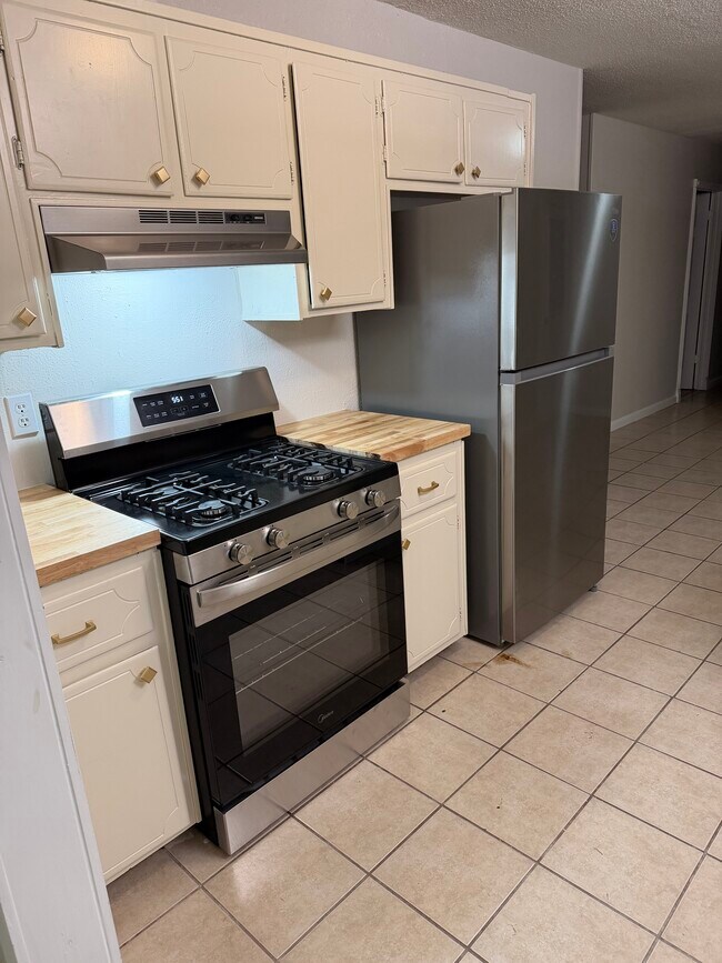 Foto del edificio - 405 Dent St