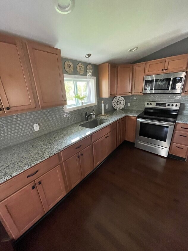 240 Pershing Ave, Wynantskill, NY 12198 House Rental in Wynantskill