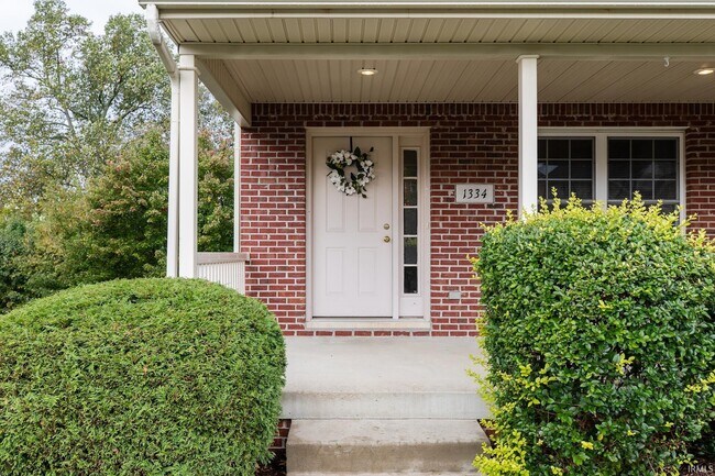 Building Photo - 1334 Cobble Creek Cir