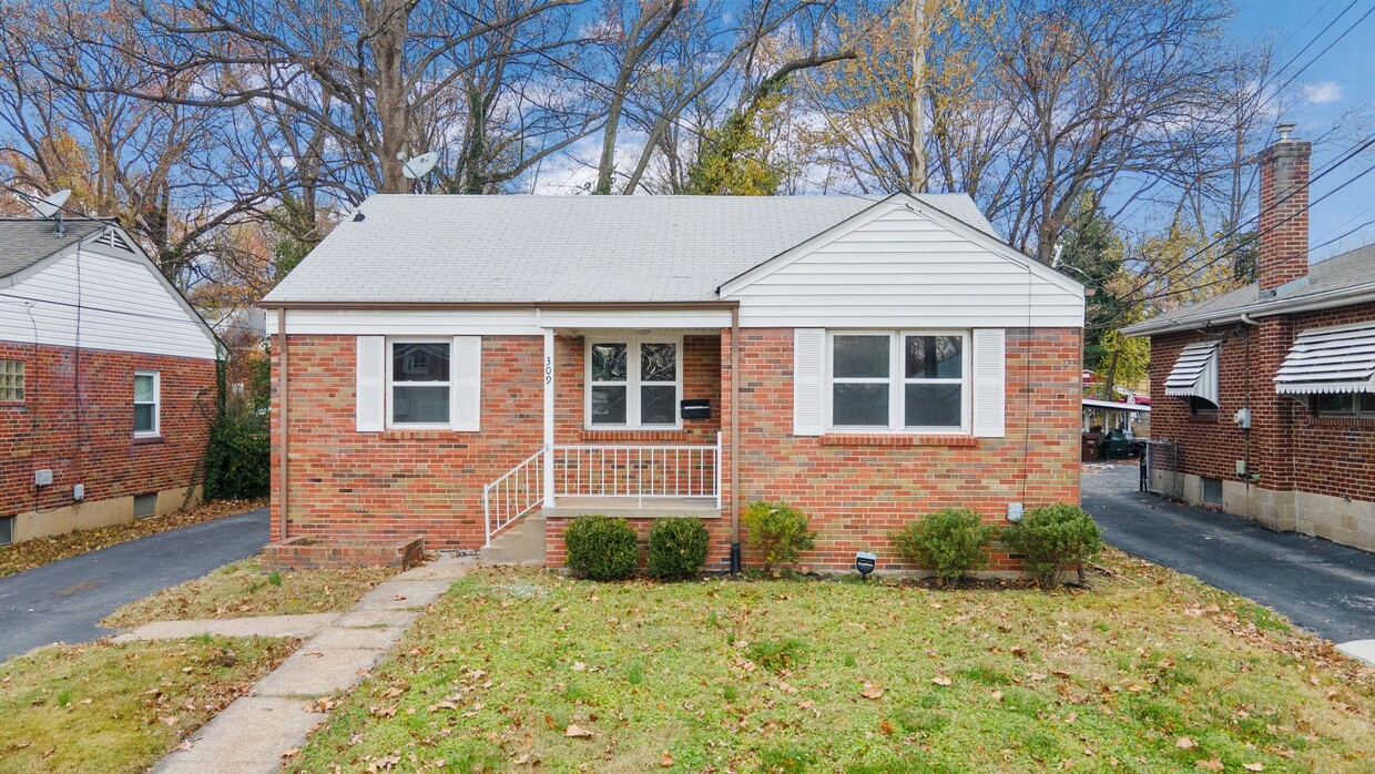 Primary Photo - 2 bedroom Single Family Home in Ferguson A...