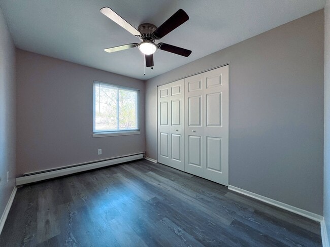 Building Photo - Stoney Creek Apartments