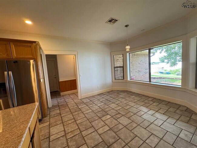 Foto del edificio - 609 Shoreline Dr