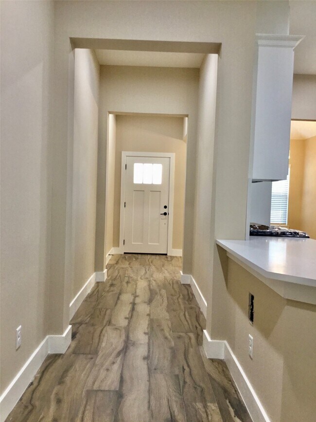 Foto del edificio - 2075 Briar Grove Dr