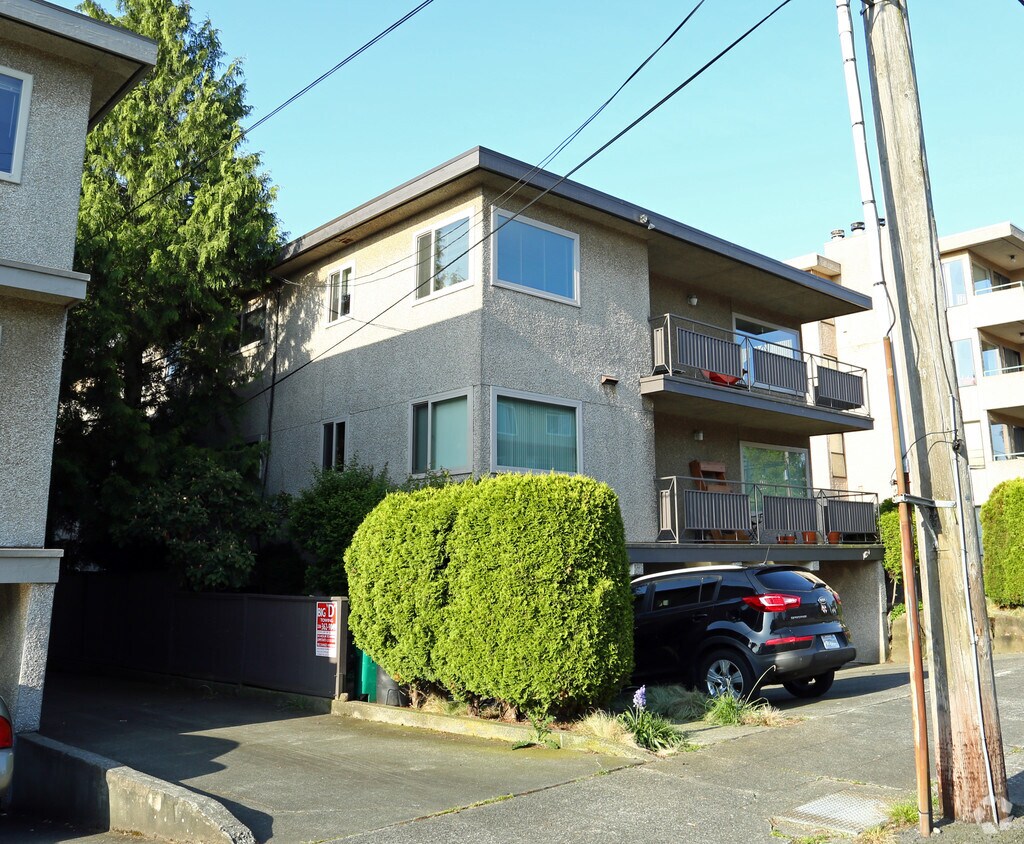 Building Photo - 1427 NW 64th St