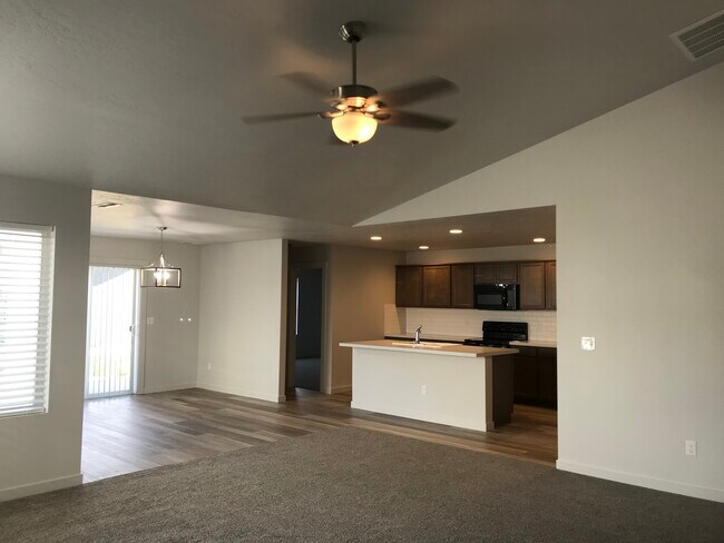 Foto del edificio - 11897 W Skyhaven St