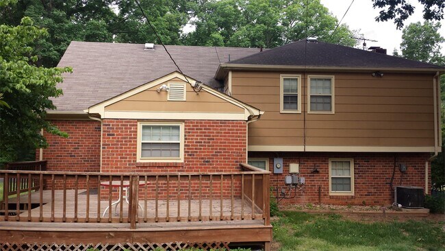 Building Photo - 10411 Duryea Dr