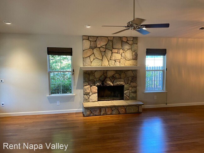 Building Photo - 3 br, 2 bath House - 2108 Oat Hill Ct