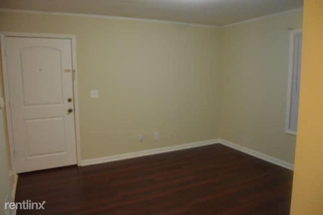 Building Photo - 922 Pulliam St SW