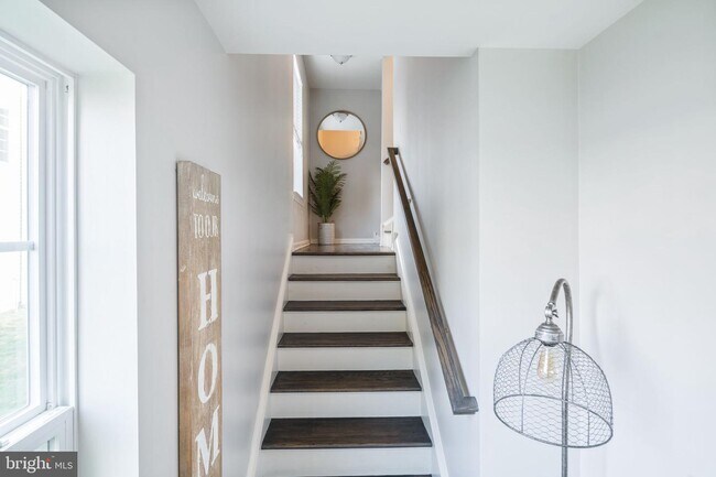 Foto del edificio - 25117 Hickory Ln