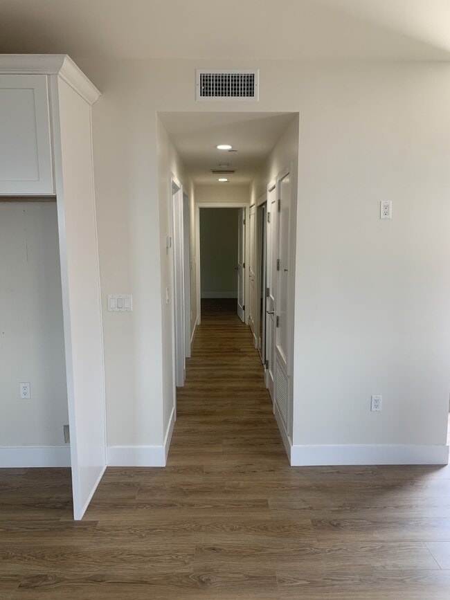 Building Photo - Brand New 2BR/1BA with Downtown LA Views i...