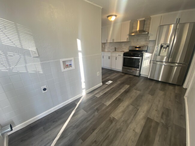 Foto del edificio - 3410 Farragut Ave