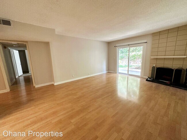 Foto del edificio - 2 br, 2 bath House - 1360 Shadow Lane Unit E