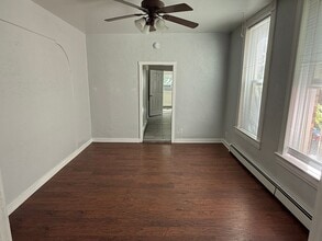 Building Photo - 124 B St E
