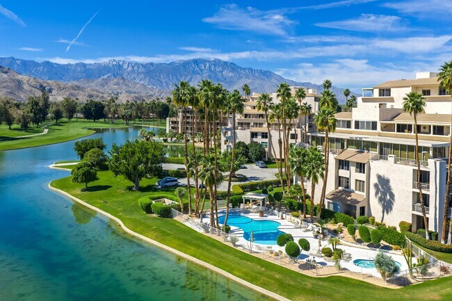 Foto del edificio - 900 Island Dr