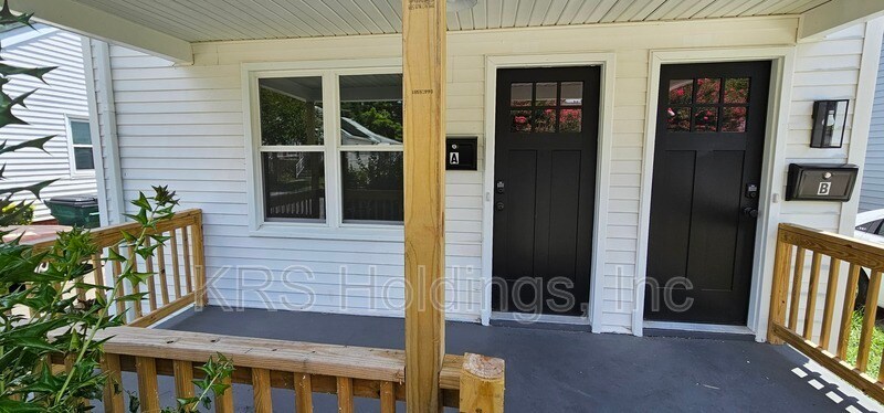 Primary Photo - 308 Saint James Ave