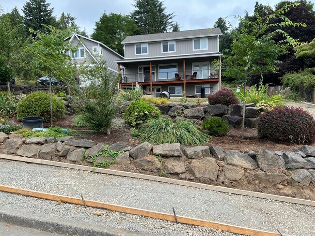 Frente - 1505 NW 10th Ave