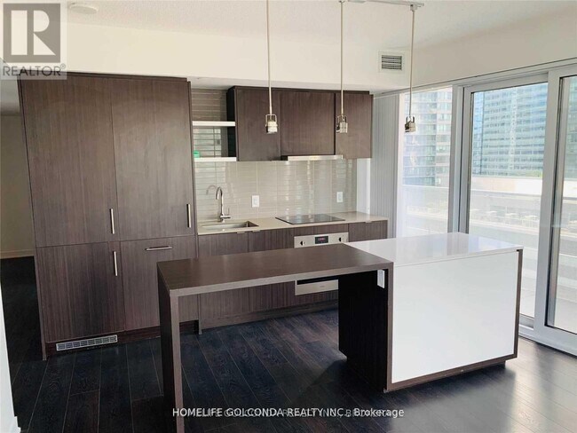 Photo du bâtiment - 88 Harbour St