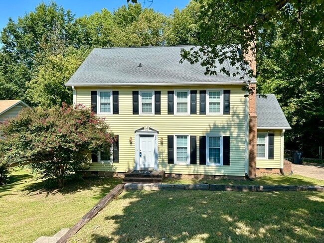Building Photo - 9211 Robert Frost Ln