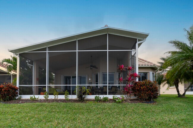 Building Photo - 366 Sunview Way