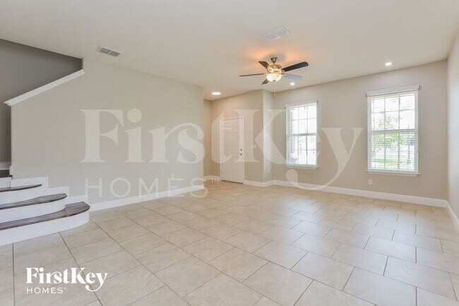 Foto del edificio - 1443 Daystar Ln