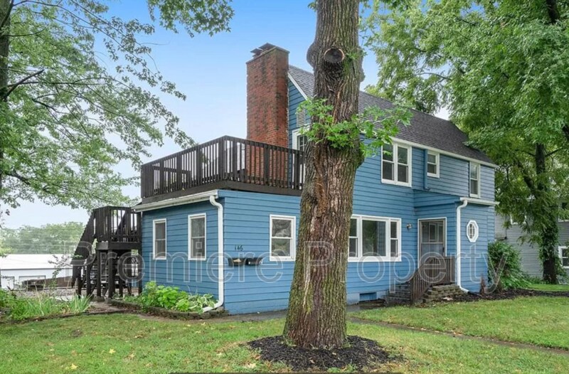 Primary Photo - 146 S Leonard St