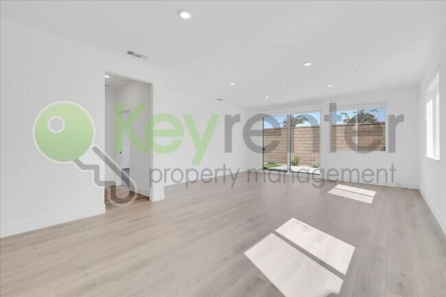Foto del edificio - 4342 Artemis Dr