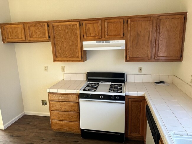 Foto del edificio - 1948 E Pershing Ave