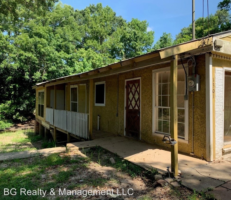 Primary Photo - 2 br, 1 bath House - 1301 Lajaunie Rd