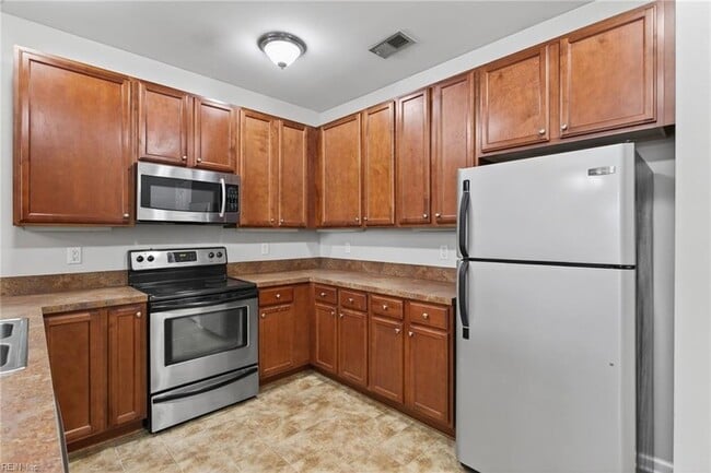 Foto del edificio - 5212 Nuthall Dr