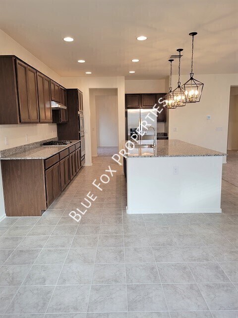 Foto del edificio - 5525 W Lazy Farm Dr