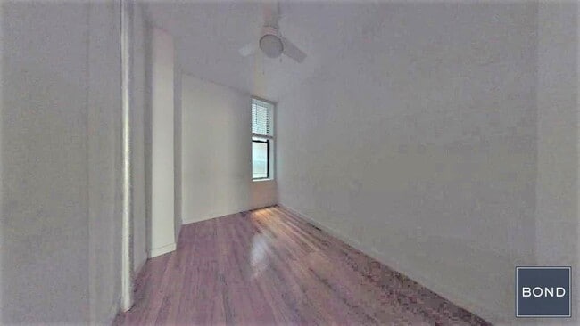 Building Photo - 312 E 91st St