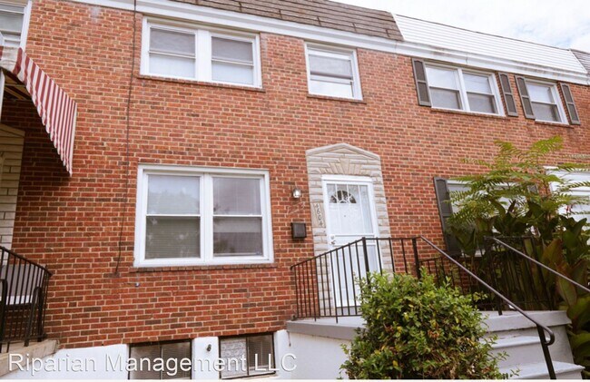 Building Photo - 3 br, 1.5 bath House - 4604 Parkside Dr